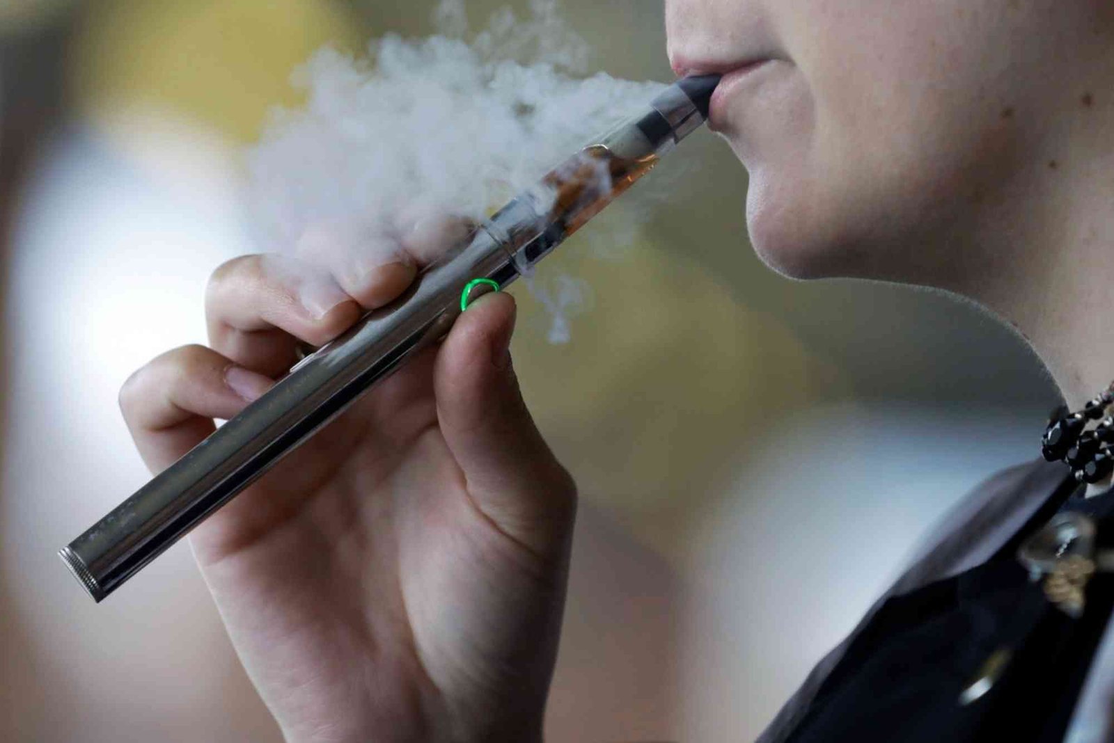 Is Vaping Illegal In A Workplace