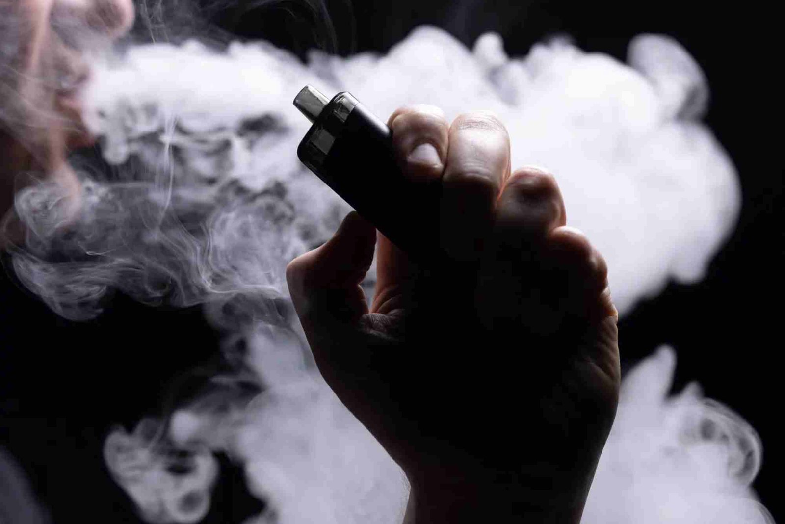 Vaping and the Rise of Vape-Inspired Jewelry in 2025